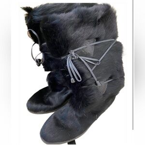 Fur boots